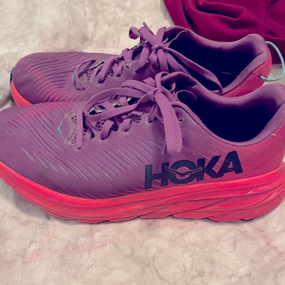 Women’s Hoka Rincon 3 running shoes